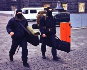 Кто организовал бойню на Институтской? Вопросы к "Батькивщине"