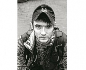 Ось історія одного хлопця, який під час протистоянь втратив око, работу...