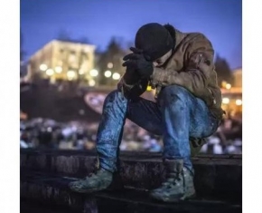 Люди Майдану і люди «сцени Майдану»..