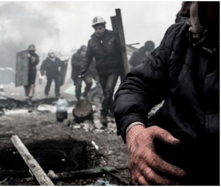 Нові фото з Майдану від британця Misha Somerville.