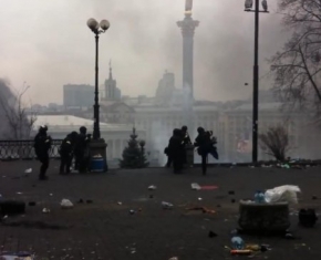 30-секундне відео стрільби чорної роти під Жовтневим.