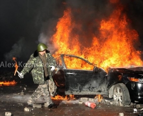 Протистояння на вулицях Києва 18 лютого 2014р. Фото - Олександр Козаченко.