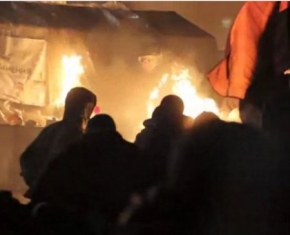 штурм майдана видео граната